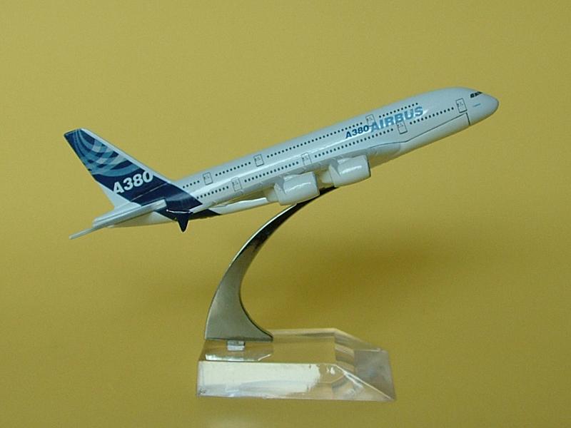 wCģ,aircraft modelA380 
P(gun)I: