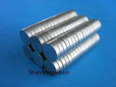 (qing)ߏ(qing)䓣ôϡߴ 
P(gun)I: