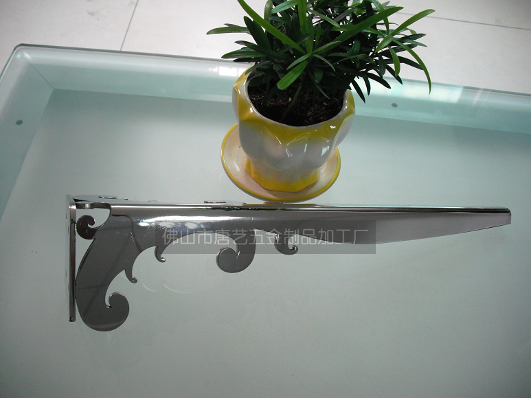 и Ҿ__ 
P(gun)I:
