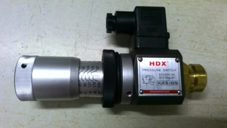 _ŉ^HJCS-02H_(d)350 
P(gun)I: