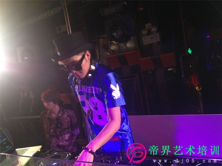DJӖ(xn)DJ̌W(xu)DJW(xu)۽ˇg(sh)Ӗ(xn) 
P(gun)I: