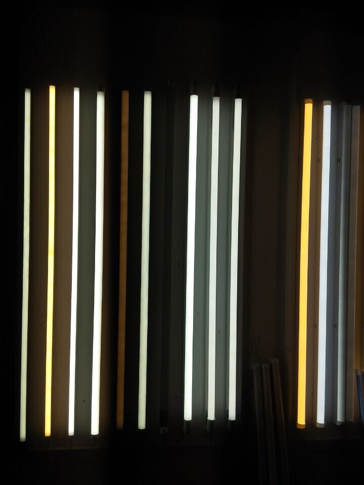 AѸṩI(y)LED T8LEDT8 
P(gun)I: